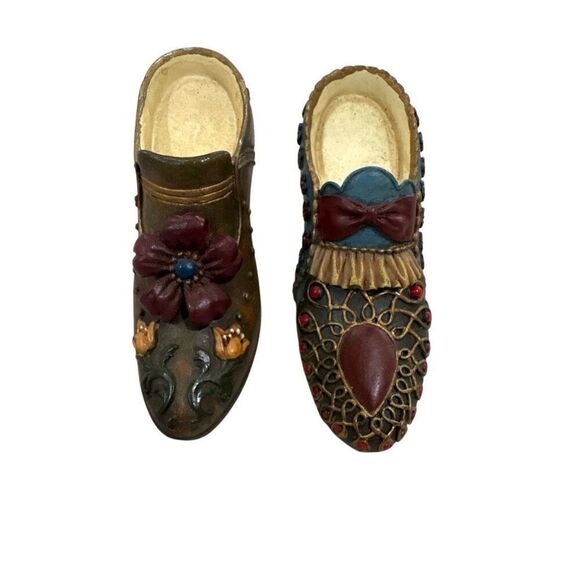 Vintage My Treasure Victorian Shoe Figurine Ornament Set of 2 Ornate Decor Glam - Picture 3 of 5